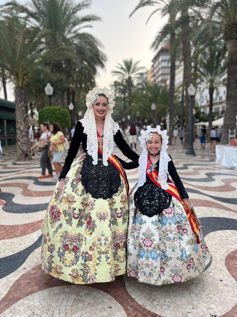 Belleza adulta e infantil Hoguera Explanada 2025