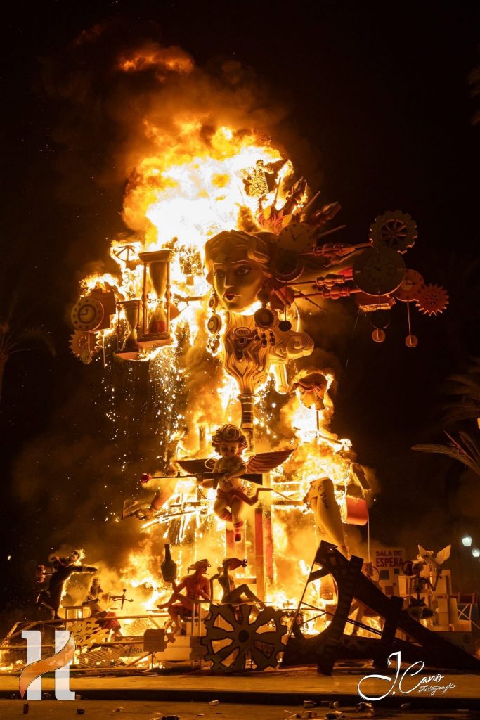 Cremà Hoguera Explanada 2025