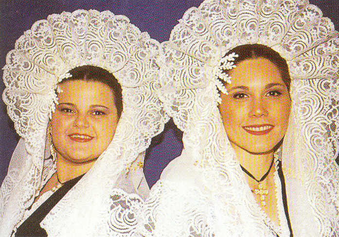 Damas adultas hoguera explanada 1997
