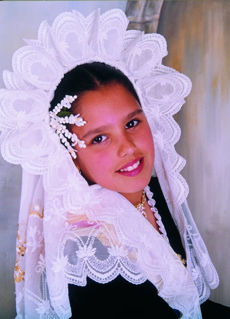 Belleza infantil hoguera explanada 2001