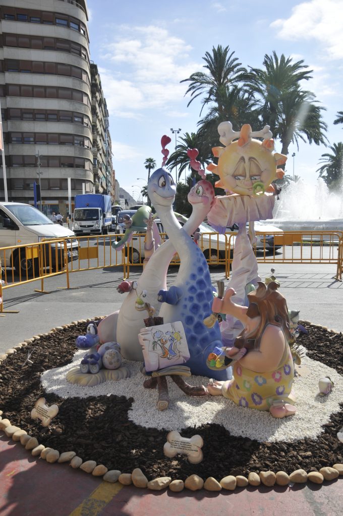 Hoguera infantil explanada 2010