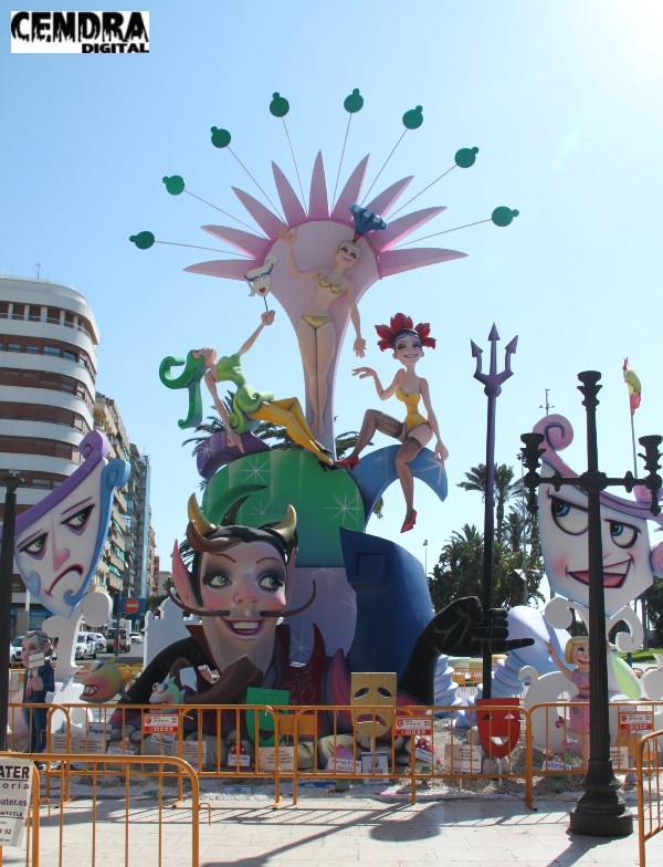 Hoguera explanada 2013