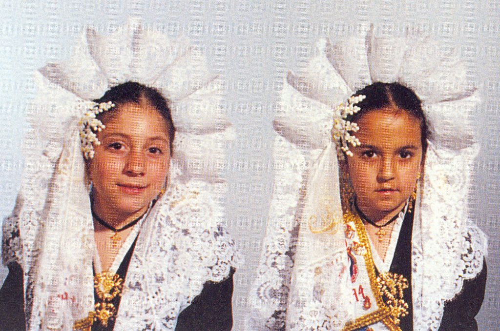 Damas infantiles hoguera explanada 1994