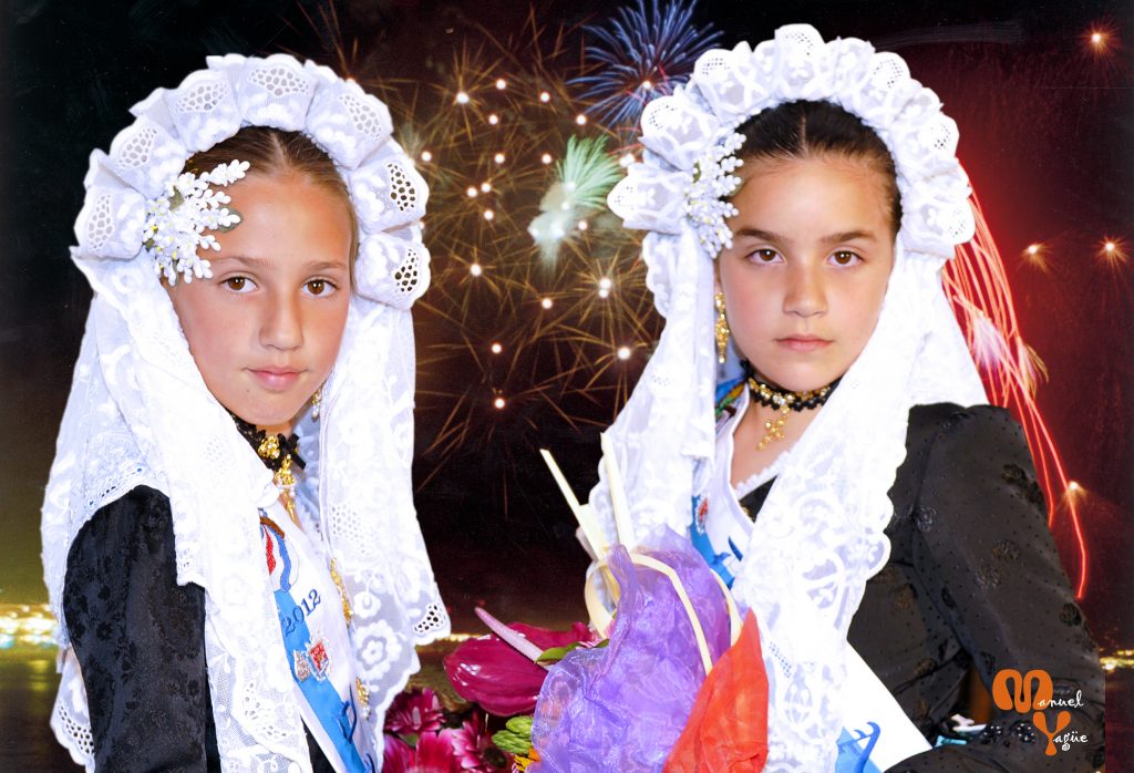 Damas infantiles hoguera explanada 2012