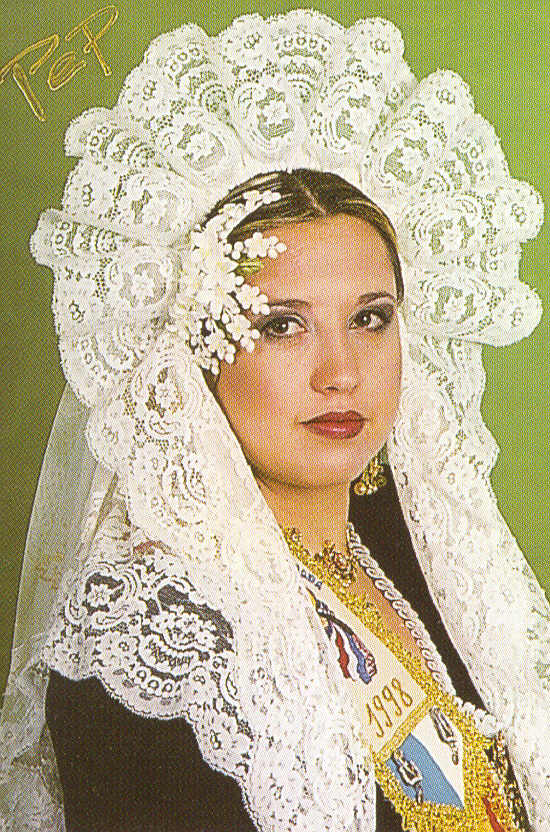 Belleza adulta hoguera explanada 1998