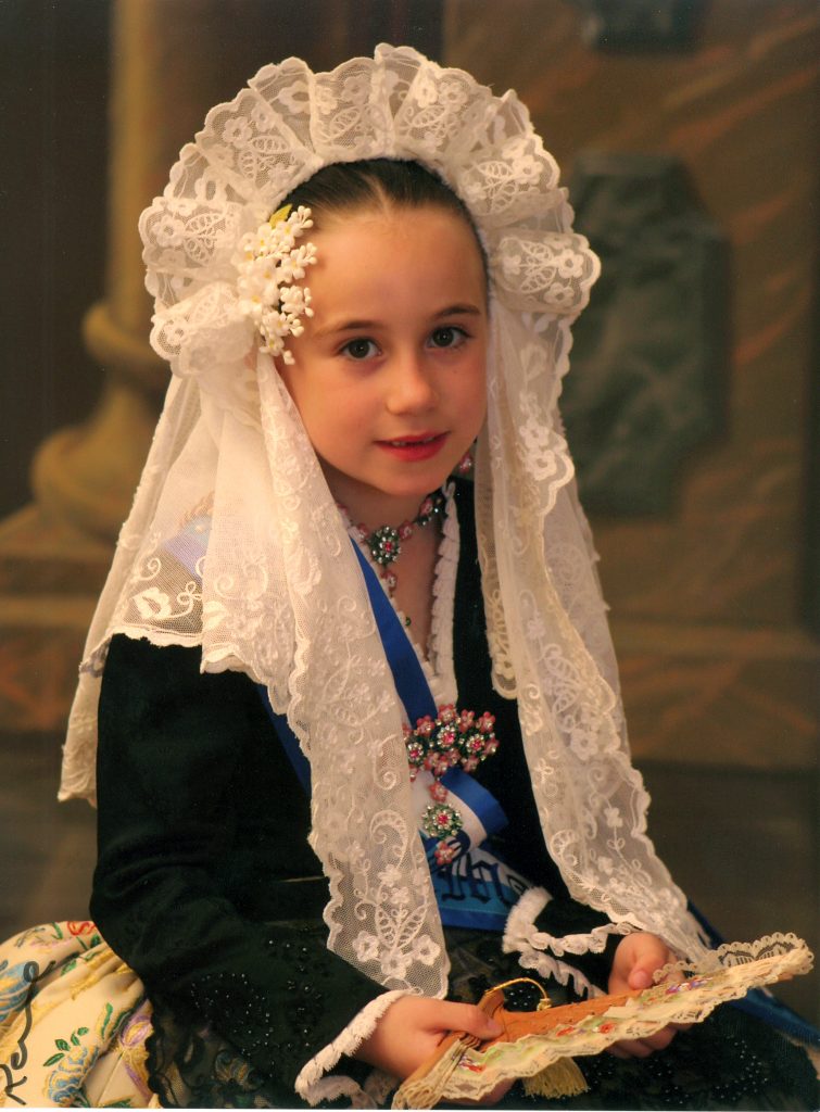 Dama infantil hoguera explanada 2006