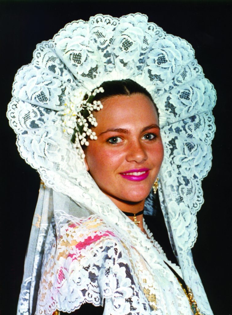 Belleza adulta hoguera explanada 1991