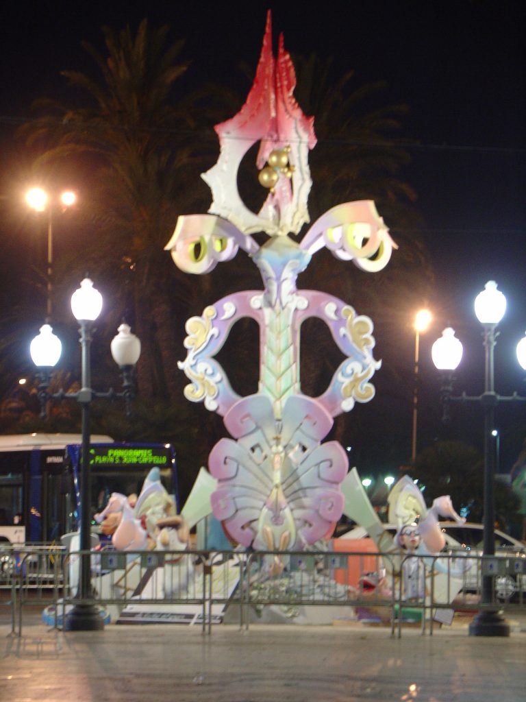 Hoguera Explanada 2004