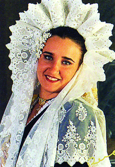 Belleza adulta hoguera explanada 1997