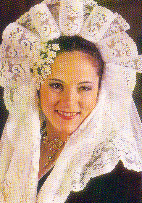 Belleza adulta hoguera explanada 1999