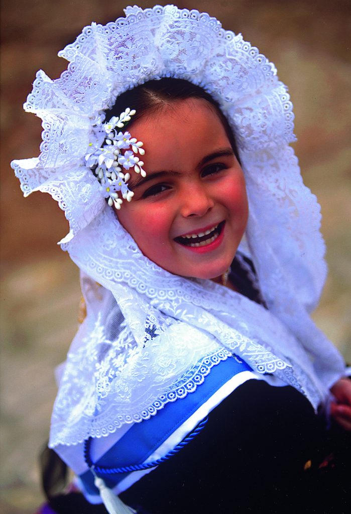 Dama infantil hoguera explanada 2008
