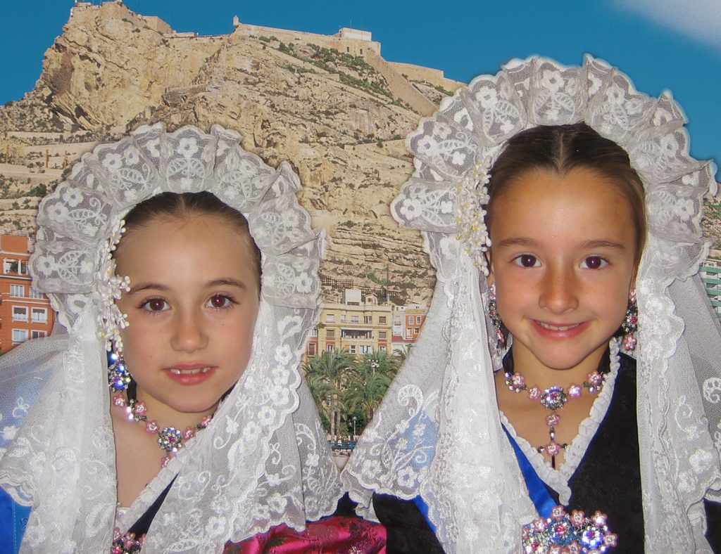 Damas infantiles hoguera explanada 2007