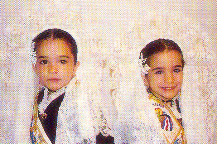 Damas infantiles hoguera explanada 2000