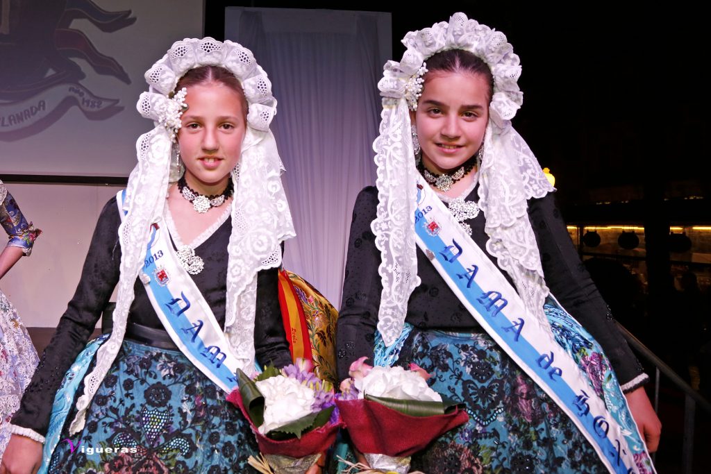 Damas infantiles hoguera explanada 2013